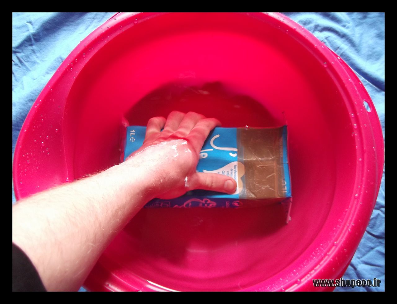 La brique résiste bien à l'eau et l'humidité La brique résiste bien à l'eau et l'humidité